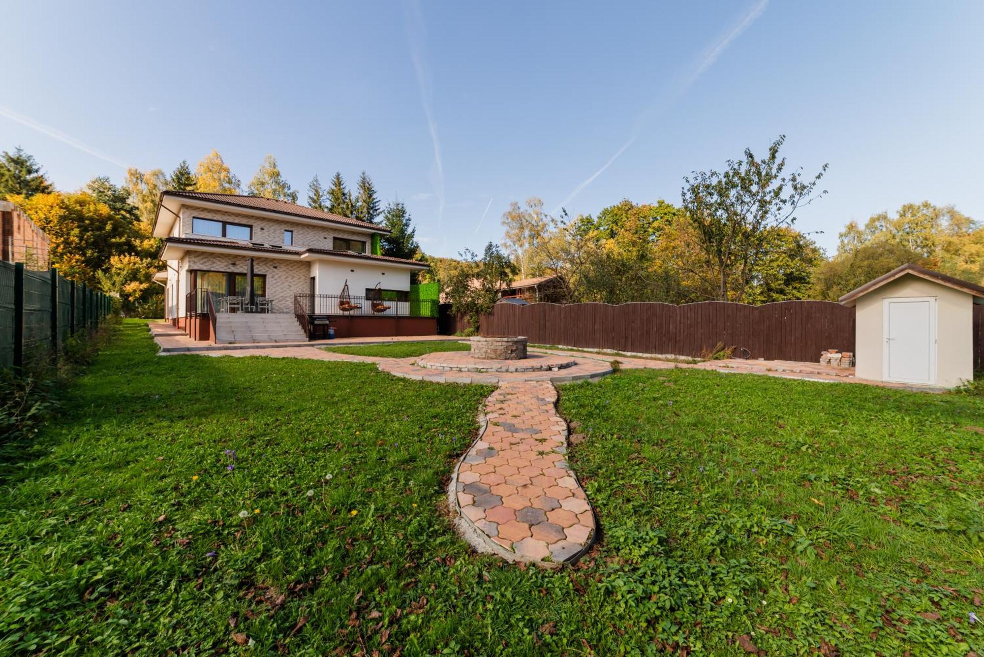 Villa Casablanca Braşov Exteriör bild